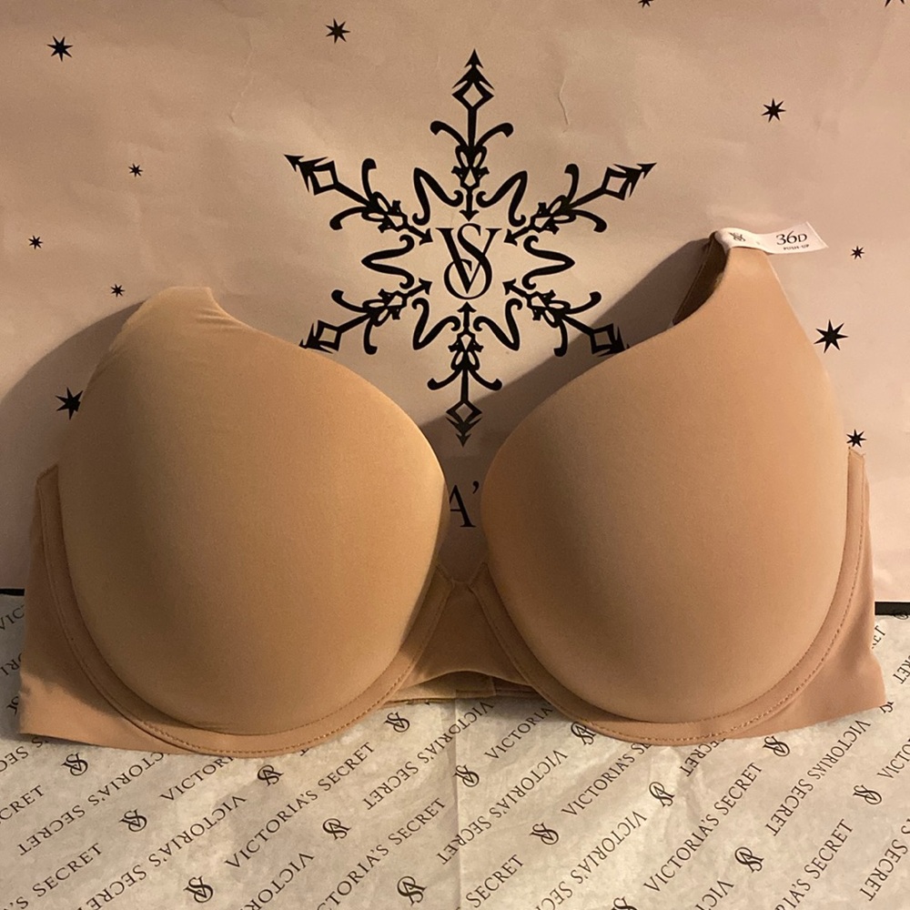 Victoria’s Secret T-Shirt Full Coverage Push-Up Bra
